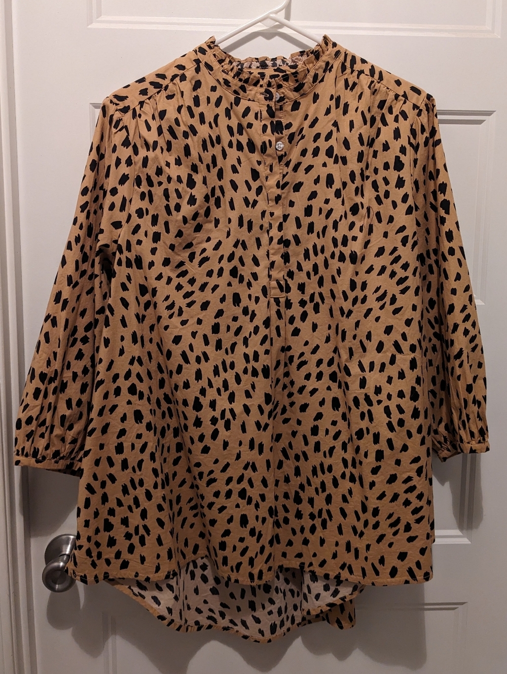 Crown & Ivy Cheetah Spot Ruffle Neck Blouse 1X